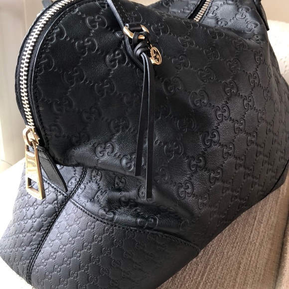 AUTHENTIC Gucci embossed satchel - Picture 2 of 8
